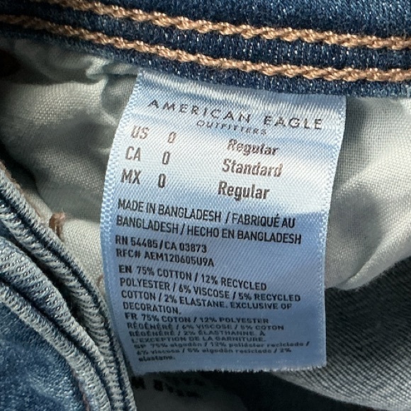 American Eagle Next Level Stretch Kickboot Jeans Womens Size 0 - Picture 7 of 8